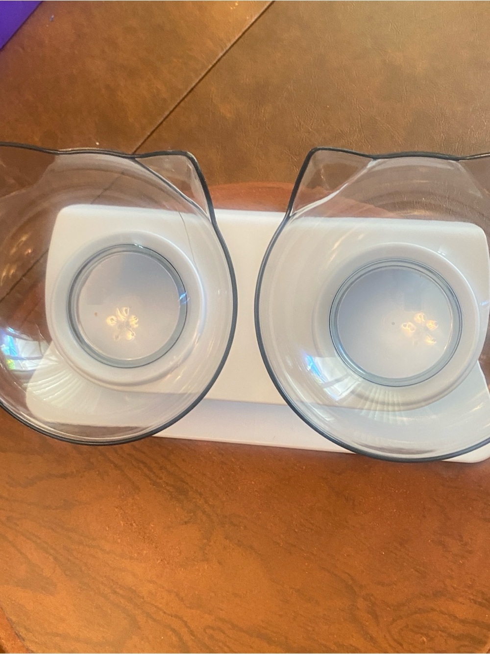 Clear Twin Cat Bowls on White Raised Stand - Clear/White